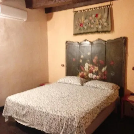 Centro Storico Apartman *